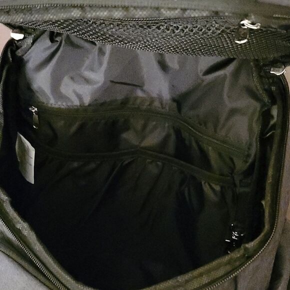 BRAND NEW EASTSPORT WOOSTER ST.DIAPER BACKPACK - Picture 15 of 16